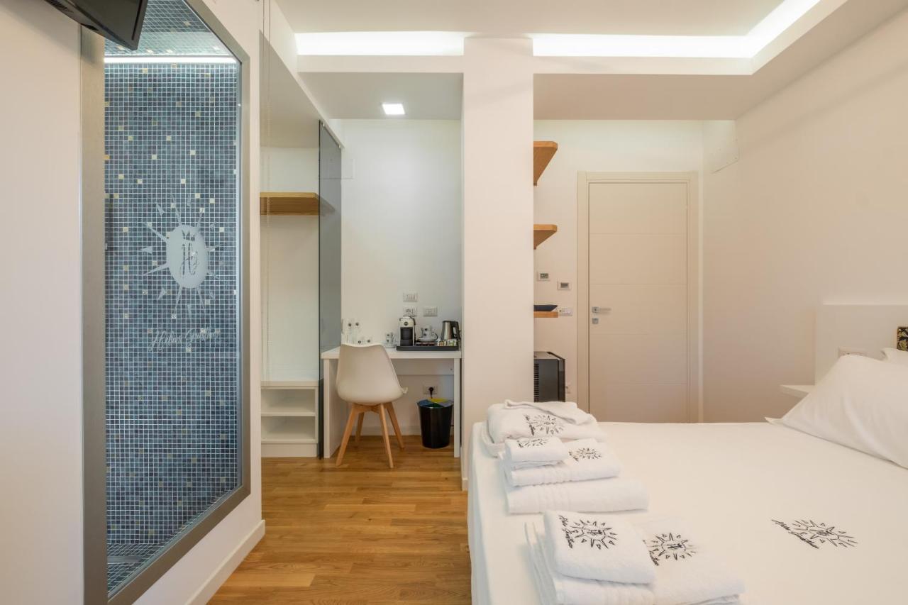 Helios Guest House Cagliari Buitenkant foto