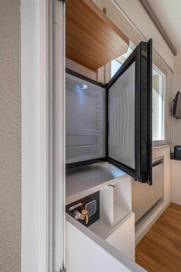 Helios Guest House Cagliari Buitenkant foto