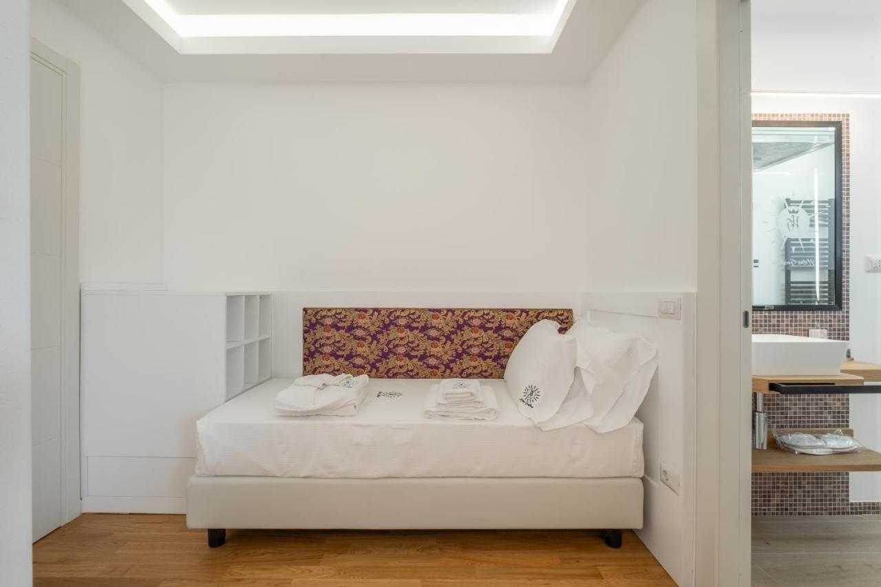 Helios Guest House Cagliari Buitenkant foto