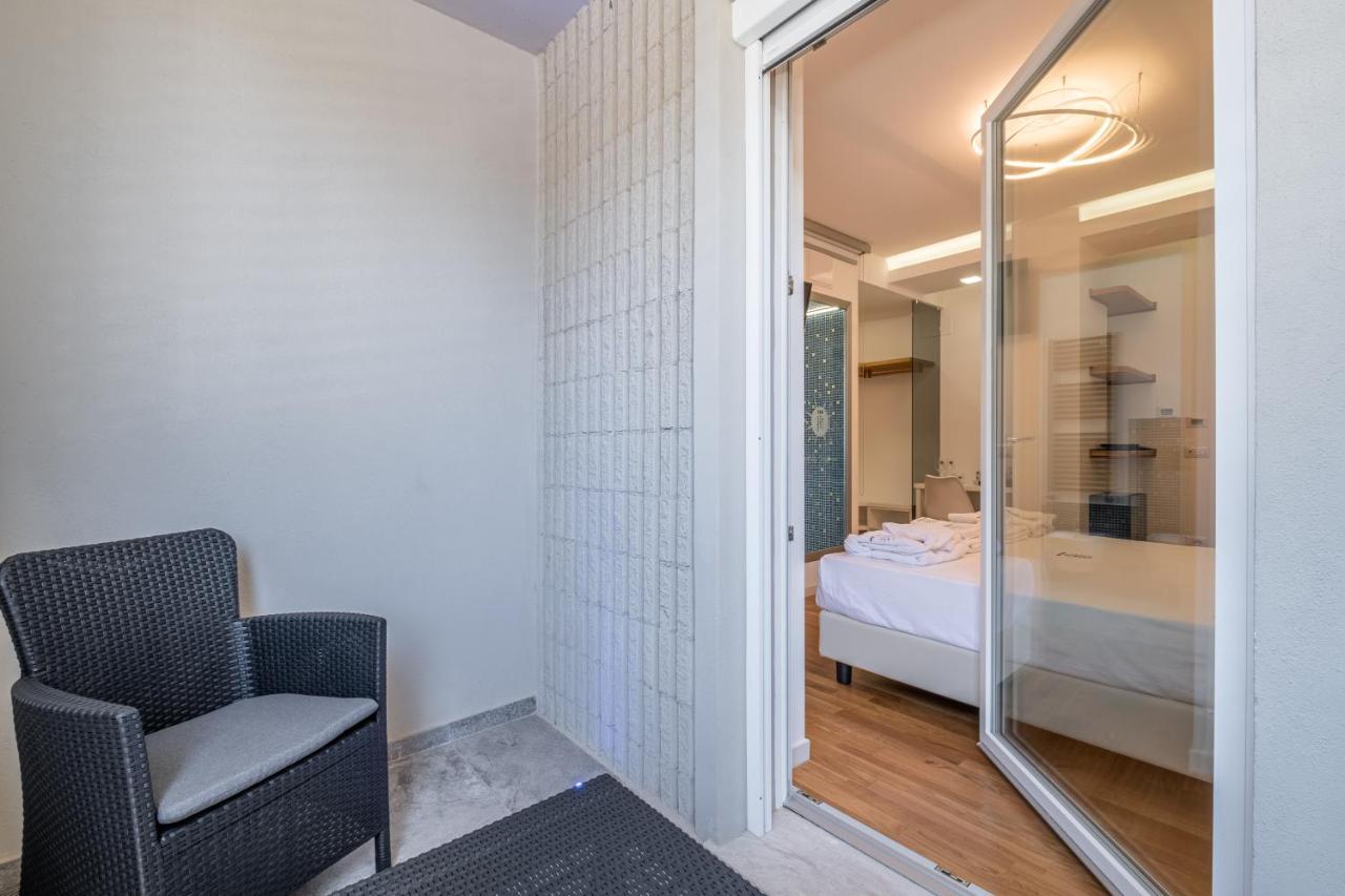 Helios Guest House Cagliari Buitenkant foto